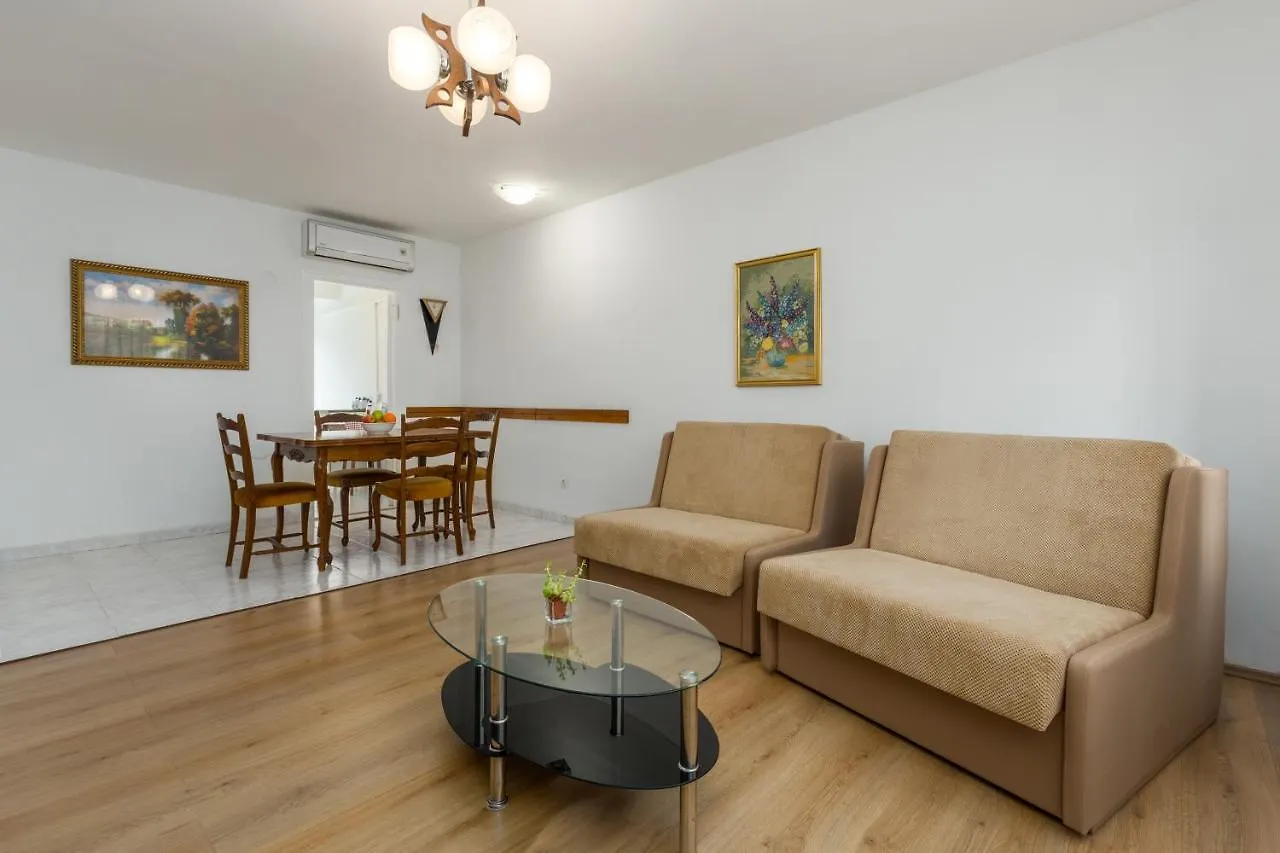 Appartement Nika à Pula